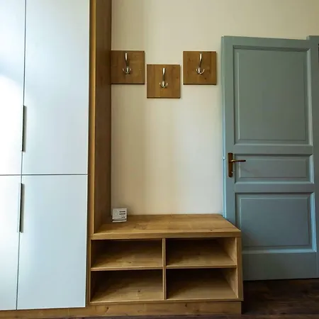 Apartment Luxury 4b